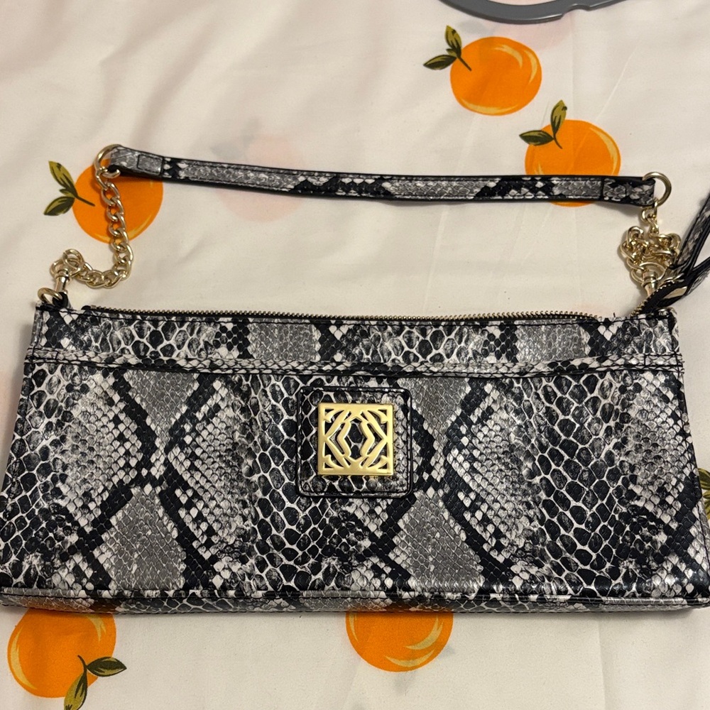 Kate Landry Black and Gray Snake Print Clutch 6β x 12β.